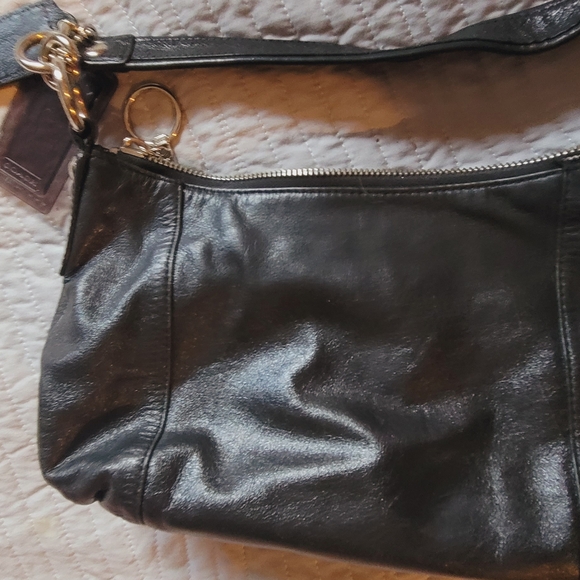 Black Leather Shoulder Bag with silver Hardware - Picture 10 of 11